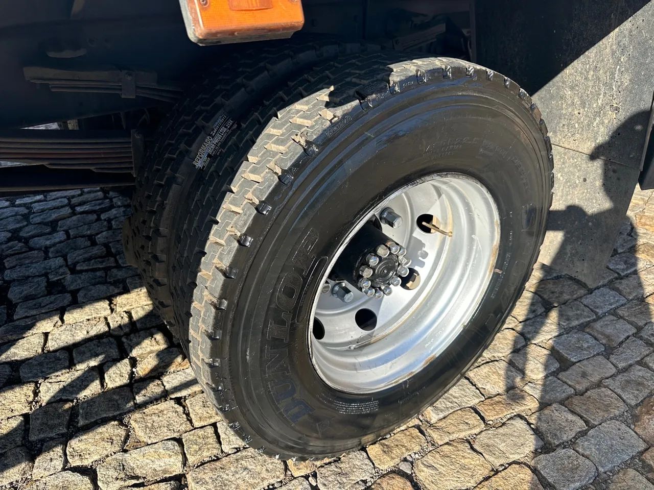 Ford cargo 1317 Baú - Foto 11