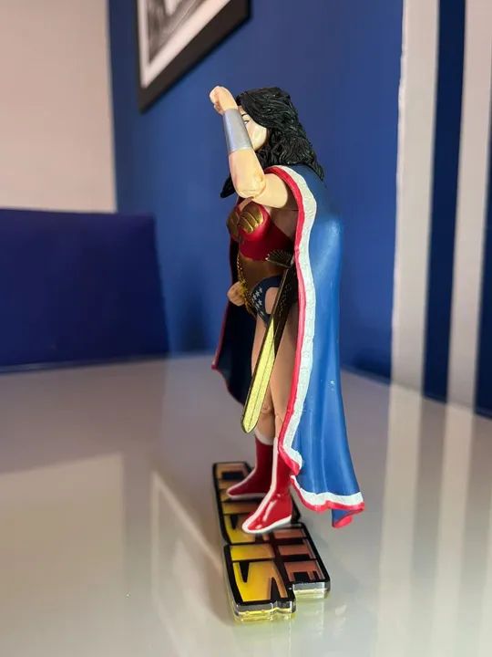 DC Direct Infinite Crisis : Série 2 Action Figure - Mulher-Maravilha - Foto 3
