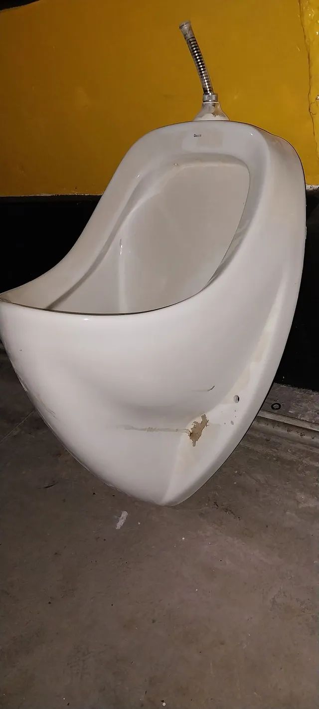 Mictório c/ cifão - Deca - Foto 2