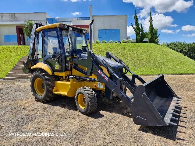 Retro Escavadeira XCMG xt870br1 ano 2020 com 2.500 horas tração 4x4 - Foto 5