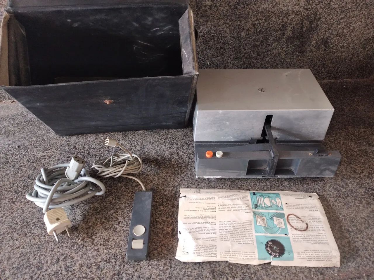 Projetor Rollei P35A