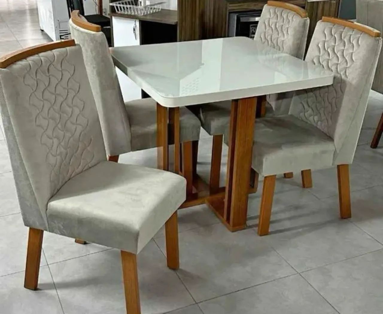 Mesa de jantar 4 lugares 90x90 MDF ( Pronta entrega )