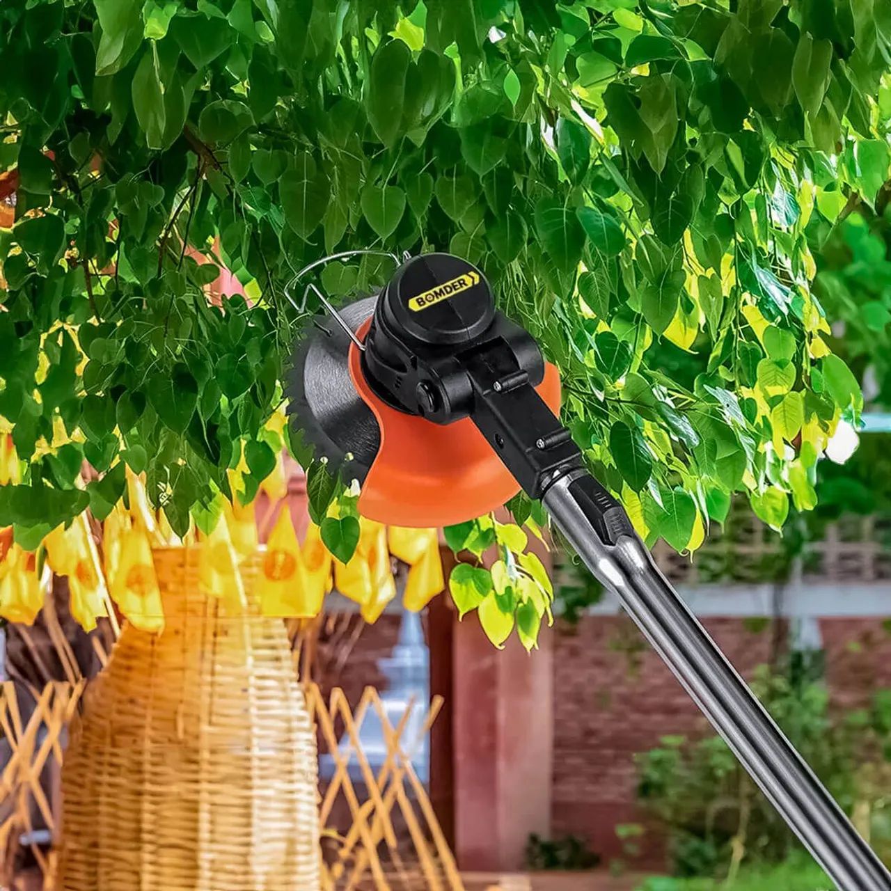 Cortador de Grama Roçadeira Potente Recarregável C/2 bat.21v Novo/Nota Fiscal/Garantia  - Foto 3