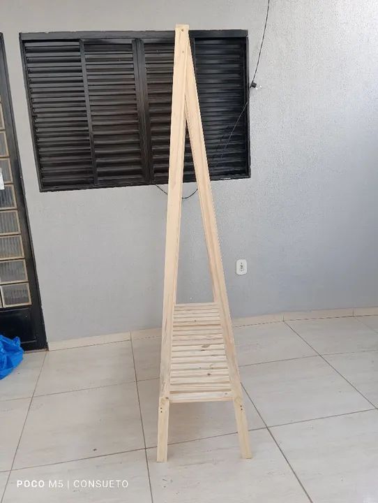 Arara cabideiro de roupa  - Foto 4