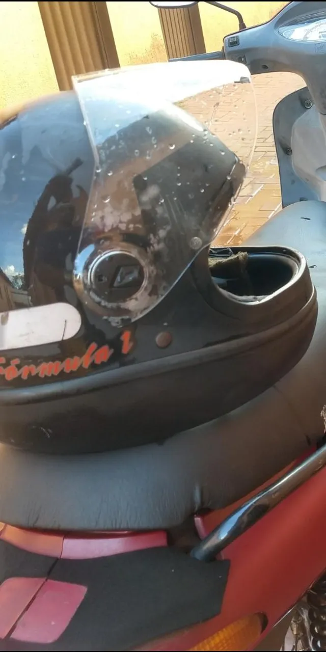 Capacete Formula 1