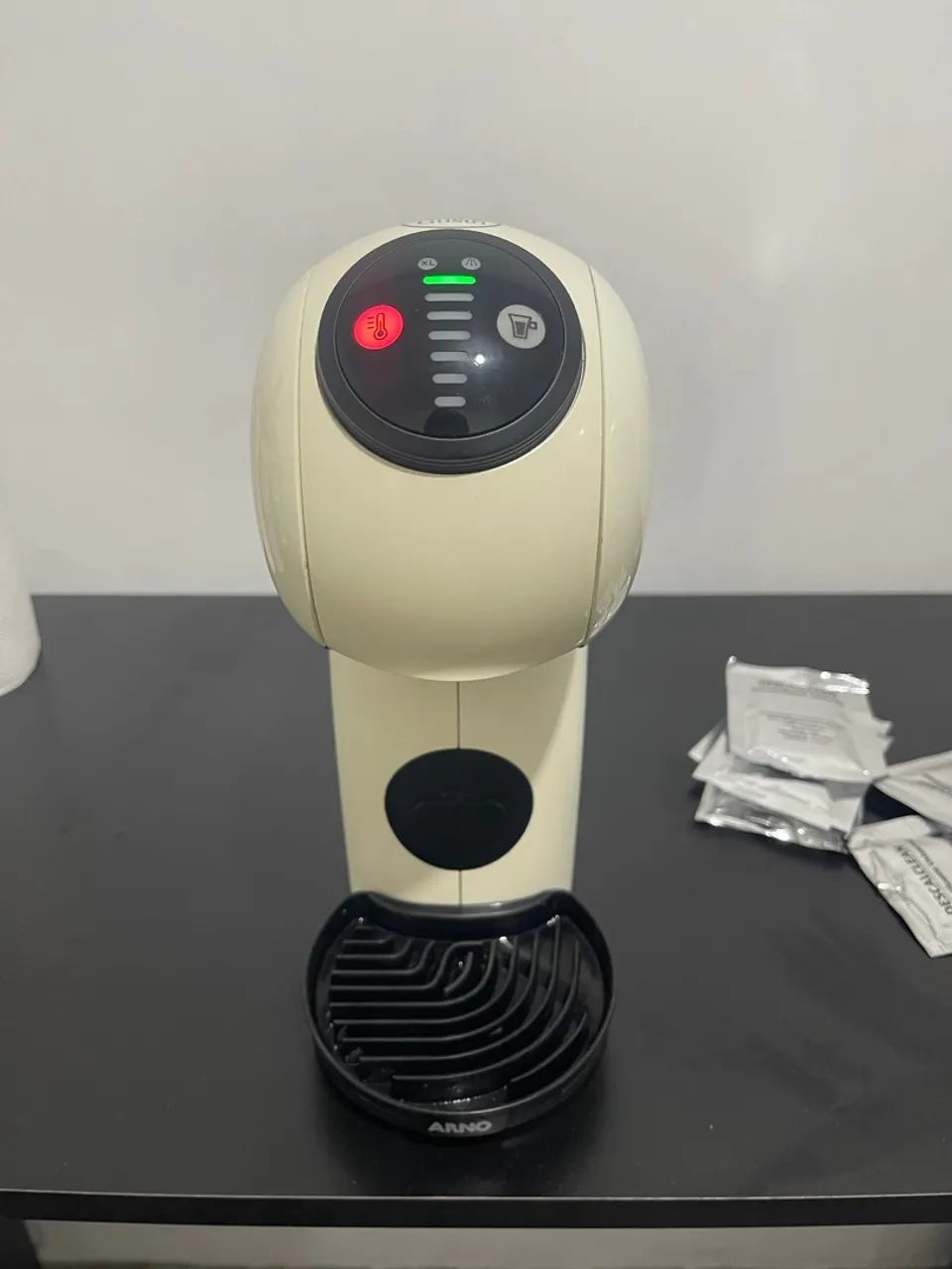 Cafeteira Nescafé Dolce Gusto Genio S Basic Branca - Foto 2