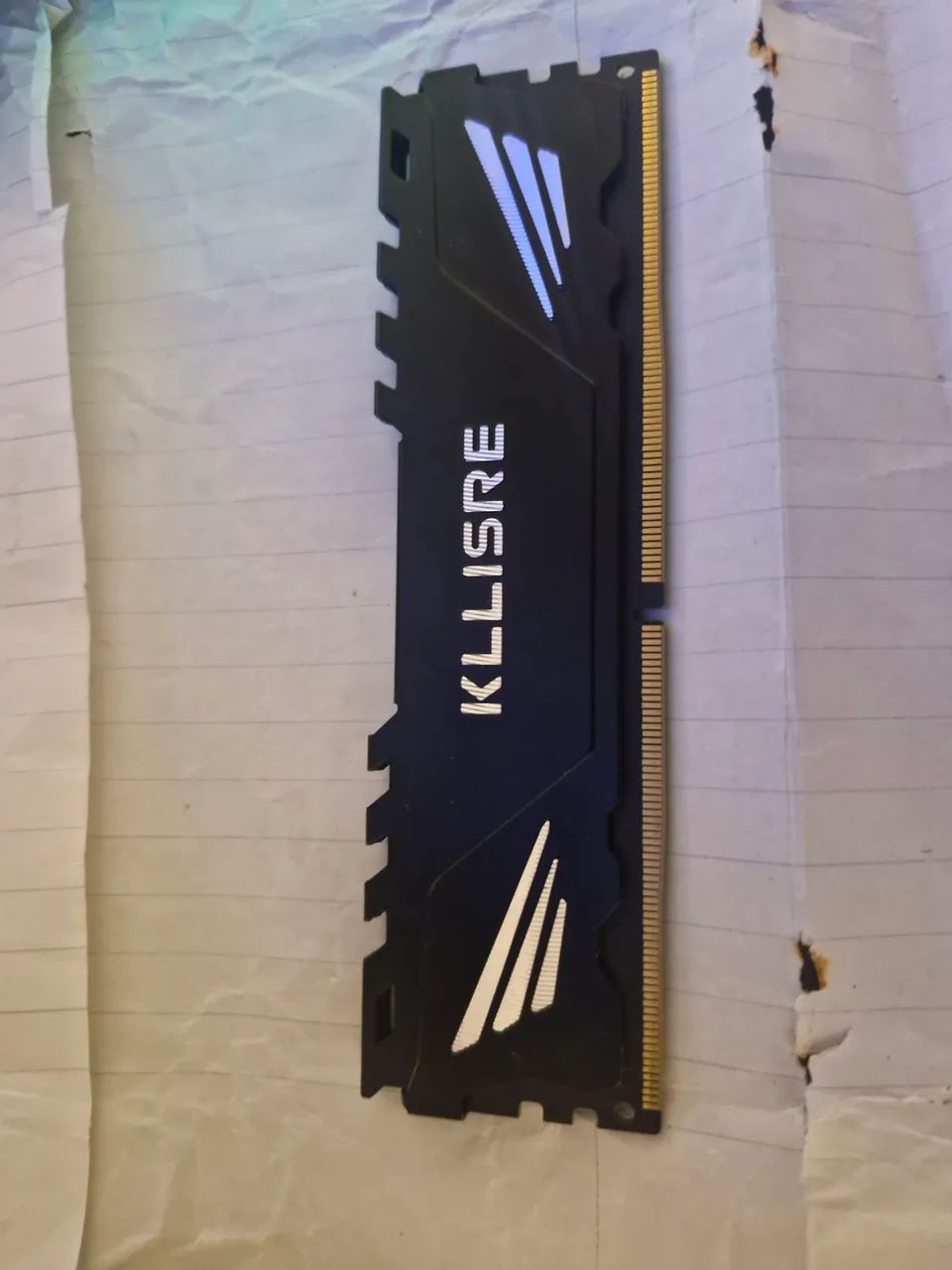 Selling 8GB 3200MHz DDR4 RAM memory64396502582786120