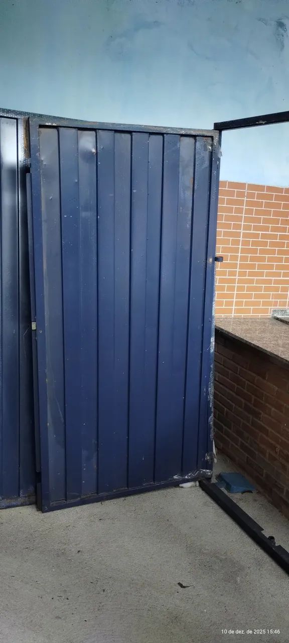 Vendo portão 2m(L) X 2,10(A)64960500050689124