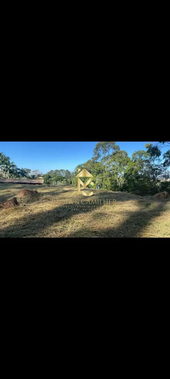 Terreno à venda em condomínio fechado