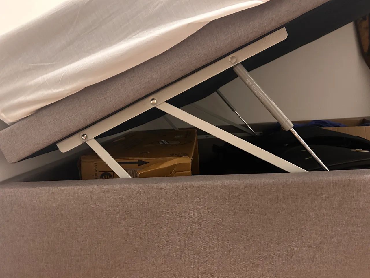 Base para Cama Box Guldi, com Baú64374972713986123