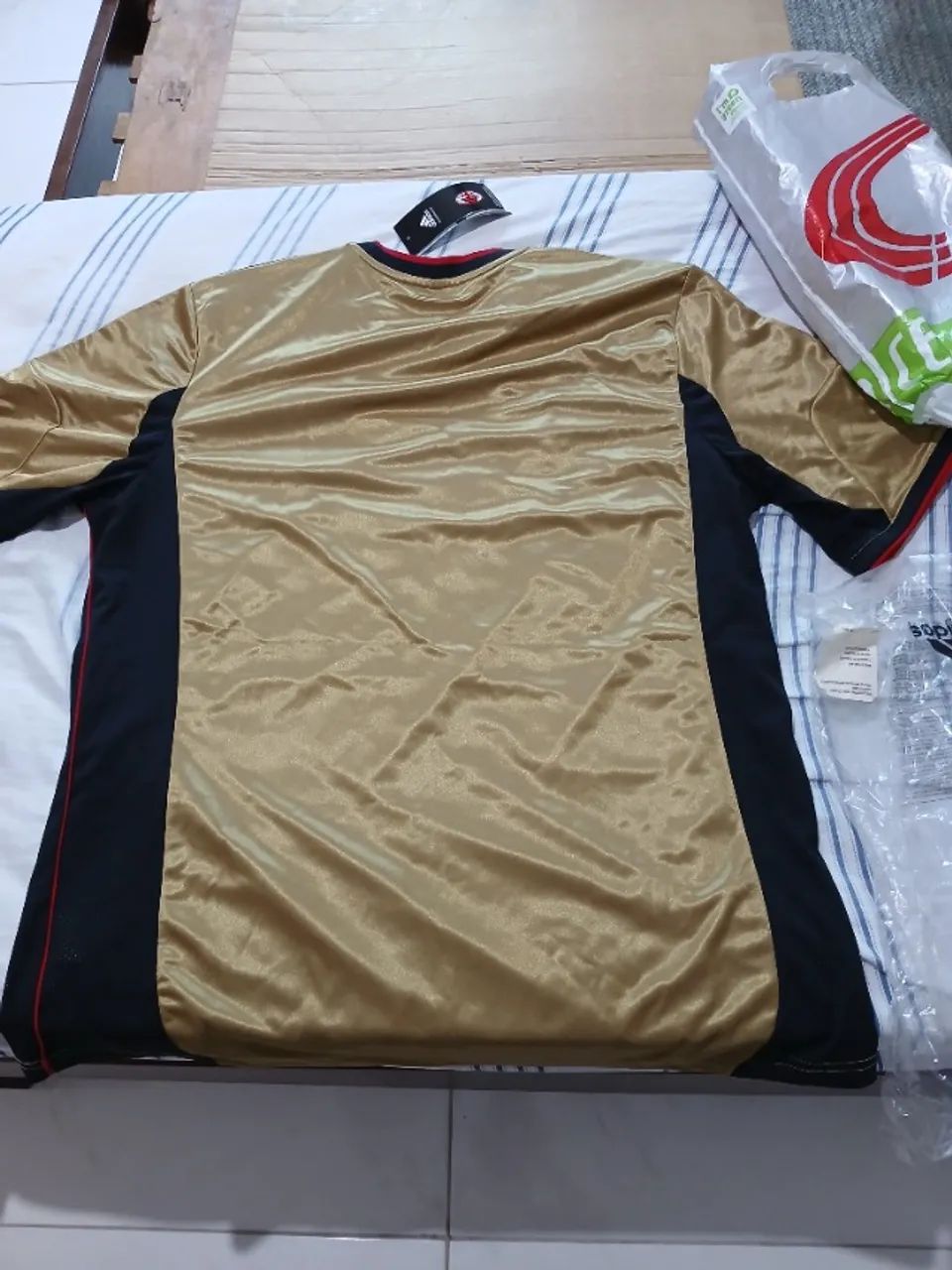 Camisa milan ORIGINAL nova nunca usada - Foto 2