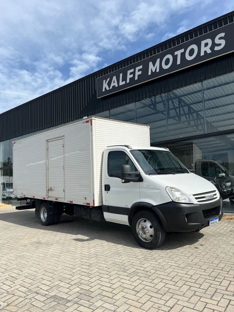 Iveco 70c16 2010 Baú 5.50 metros - Foto 3