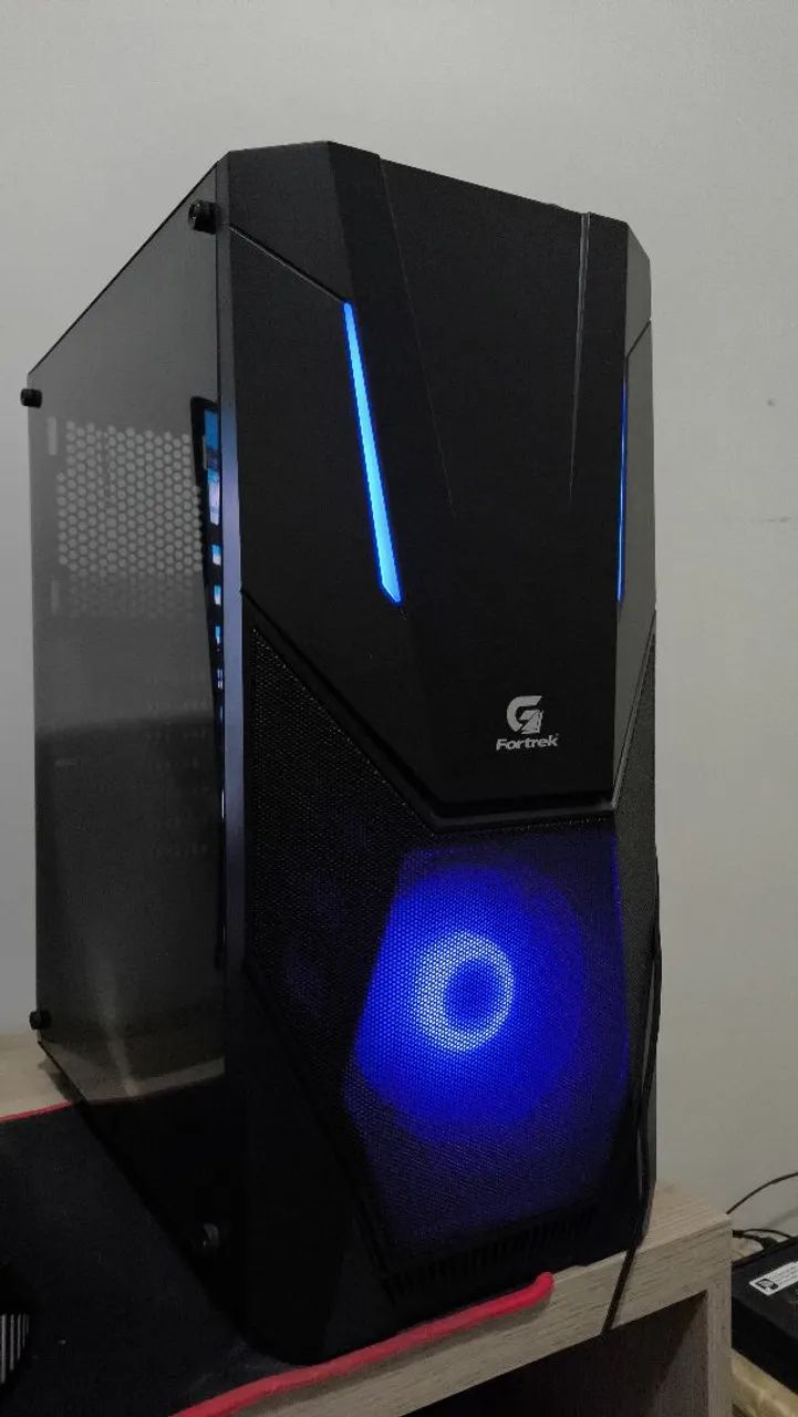 PC Gamer Fortrek G