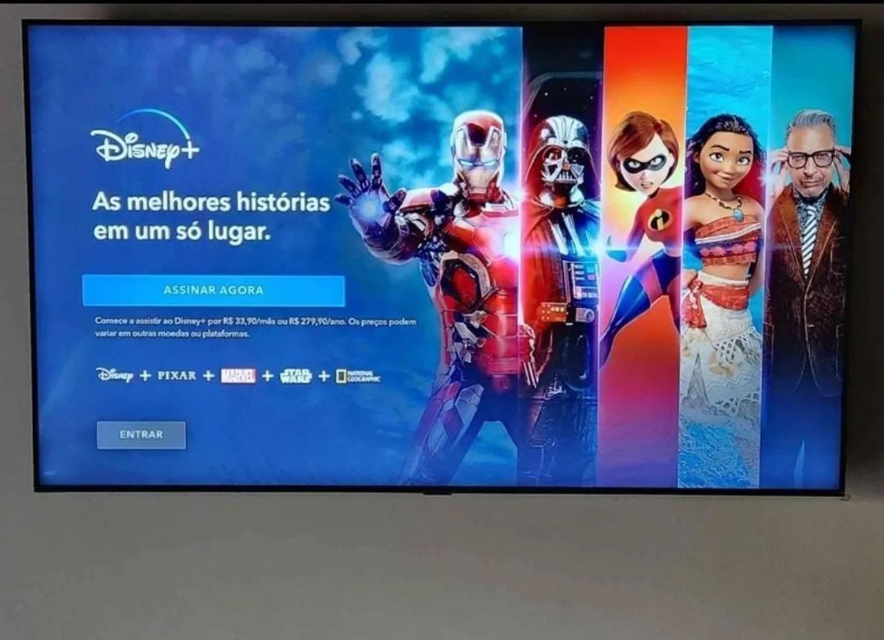 Smart tv 43 UHD 4K Crystal Borda infinita aceito cartão faço entrega 