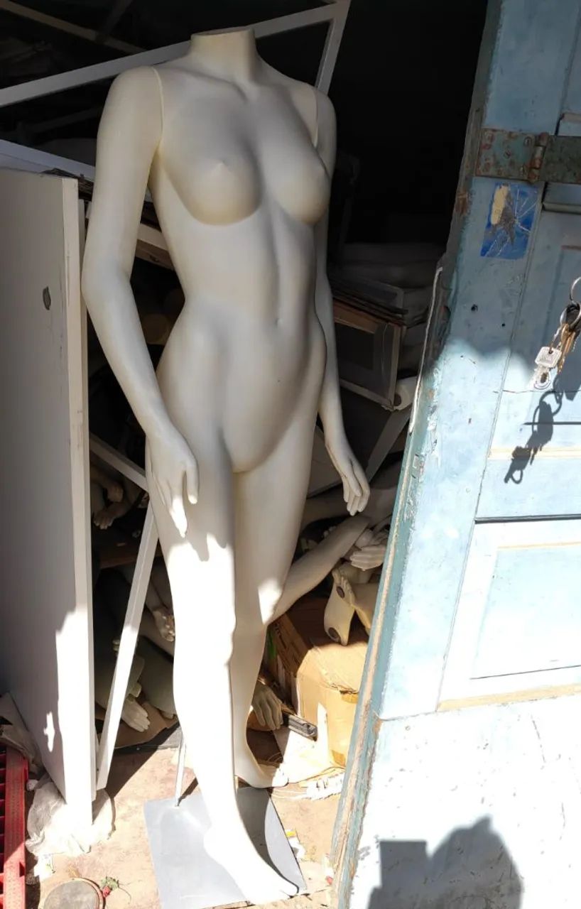 Maniquim adulto e infantil $100  * ligação e zap  - Foto 2