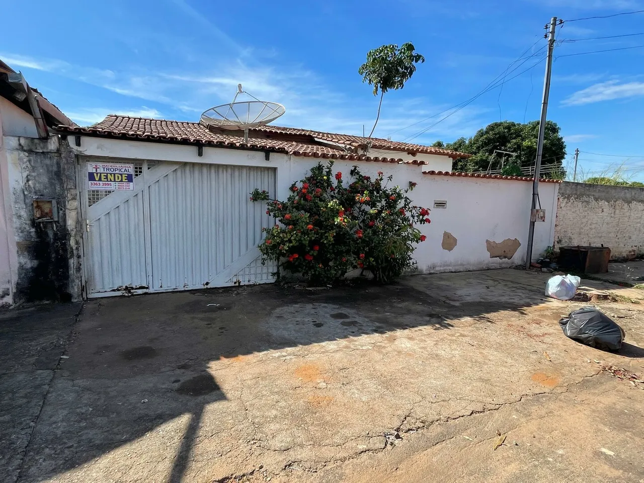 Vendo casa de 03 quartos localizado no Setor Jardim Brasilia em Porto Nacional-TO