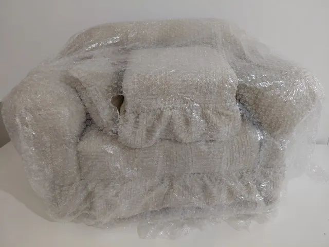 Prop Sofazinho+mini puff+mini almofada - Ensaio Fotográfico Newborn/ Acompanhamento/ Smash - Foto 5