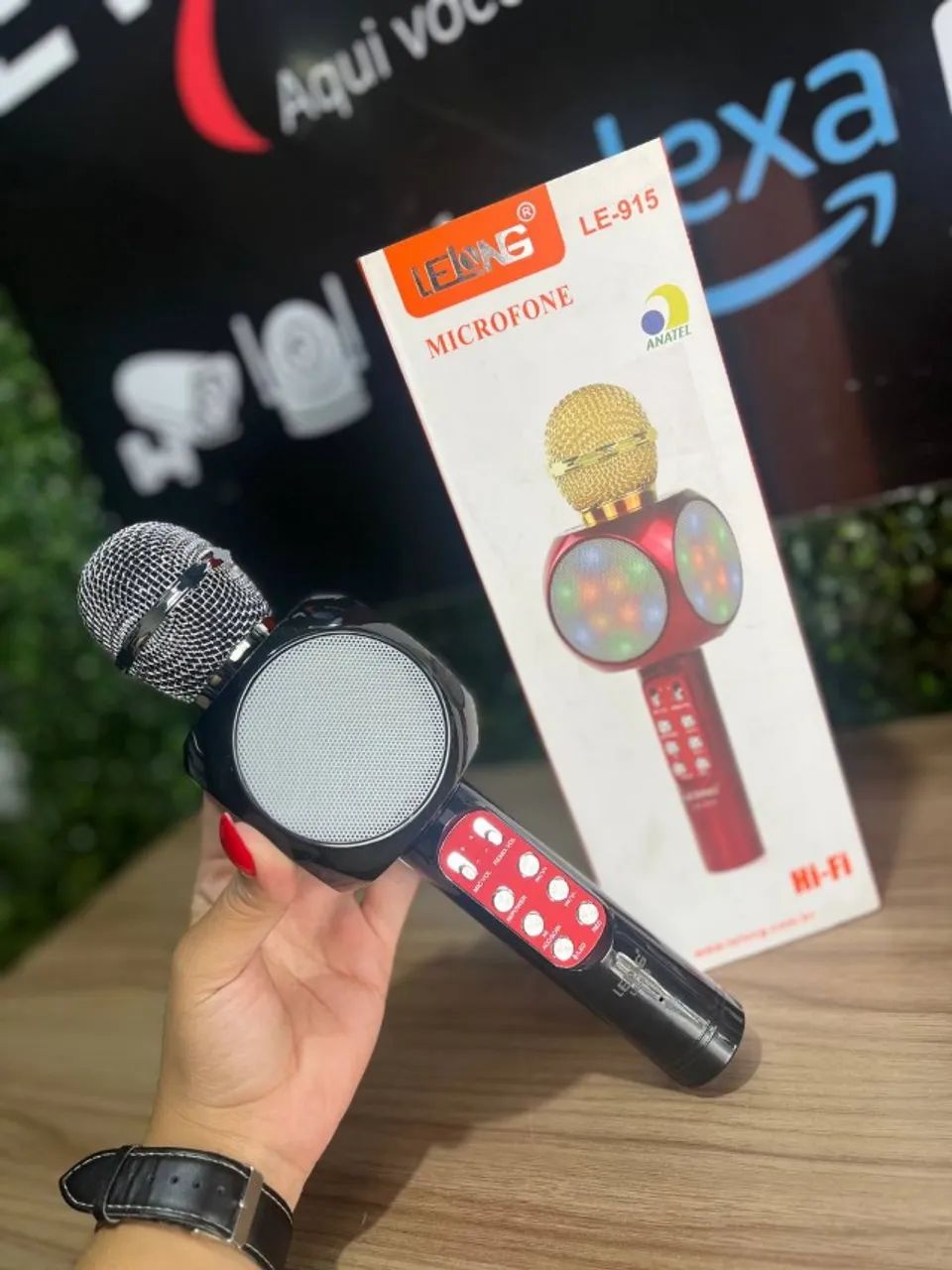 Microfone com Karaokê LELONG LE-915