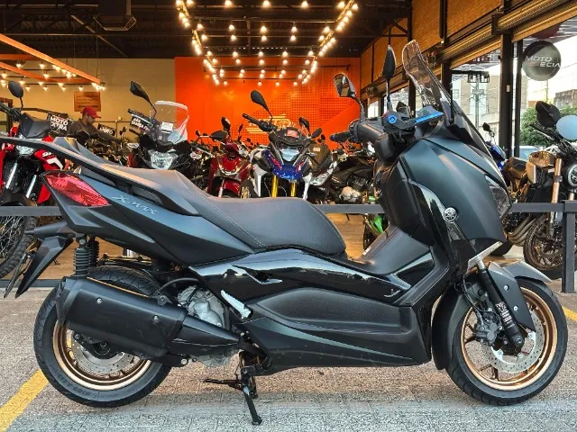 Yamaha XMAX 2023/2023 Verde