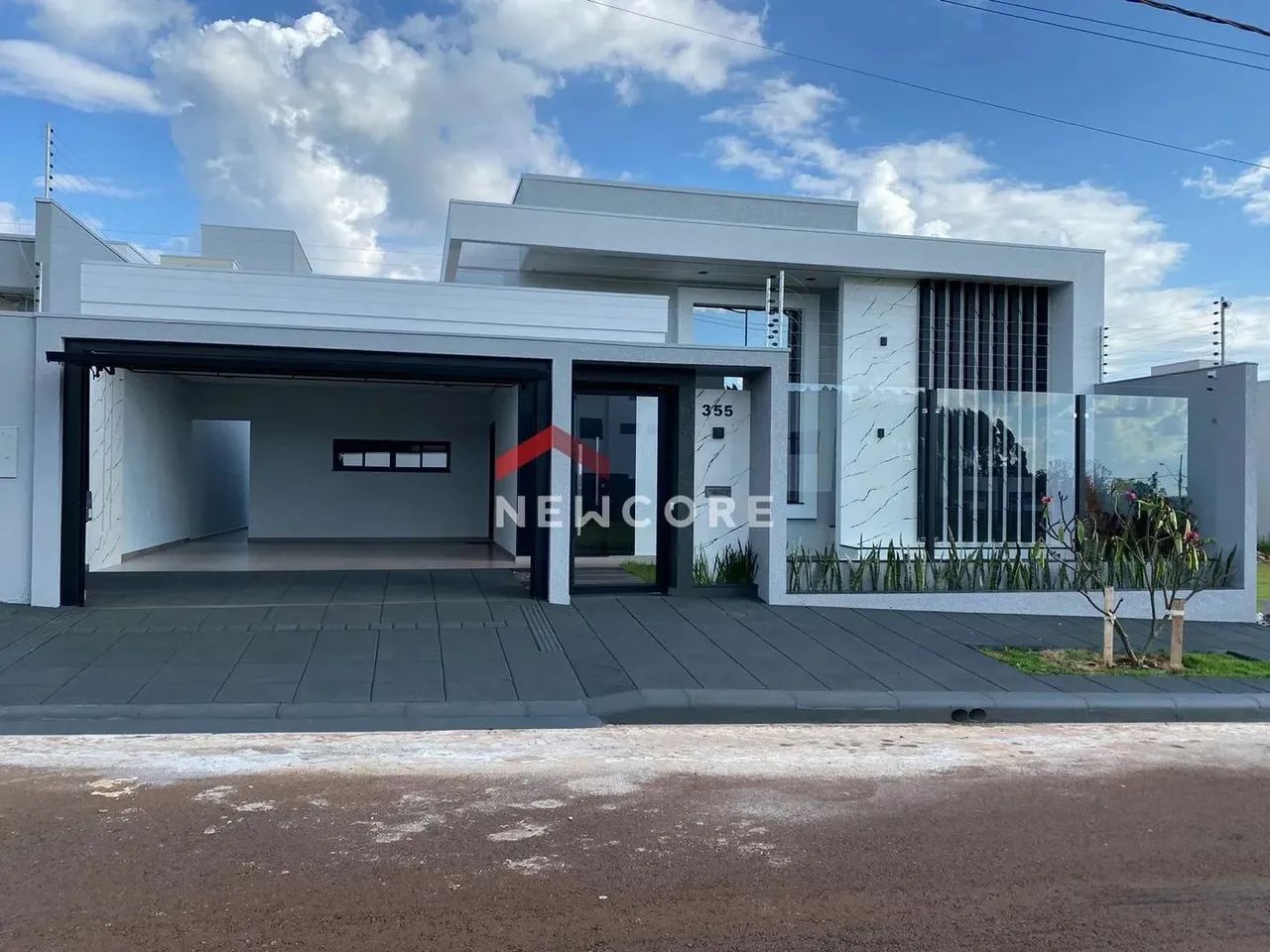 Casa em Rua das Amoreiras - Recanto Tropical - Cascavel/PR