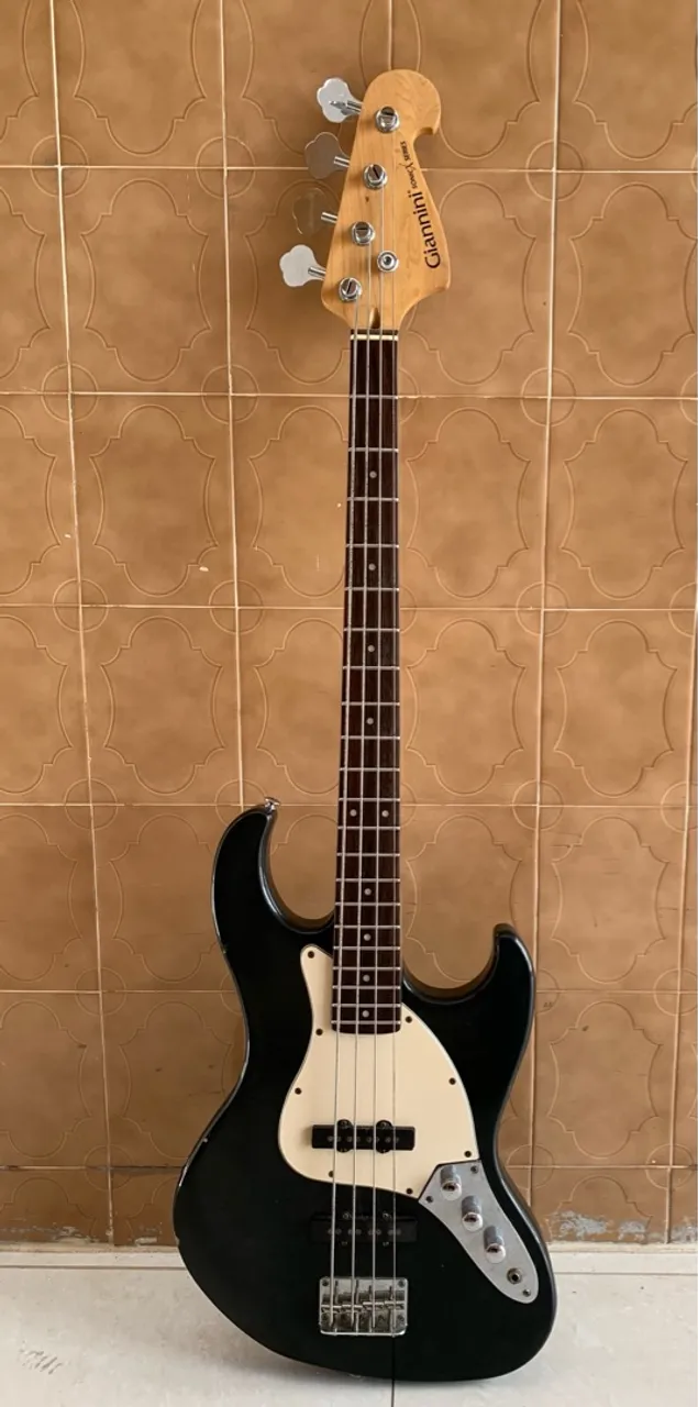 Baixo Giannini 4 Cordas
