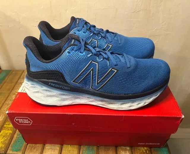 Tênis New Balance More V3 Azul Tam 42