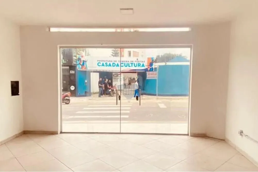 Ponto comercial em frente à Casa da Cultura disponível para locação!