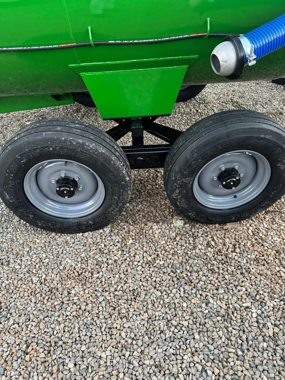  Carreta tanque 5000 litros a vácuo - Foto 5