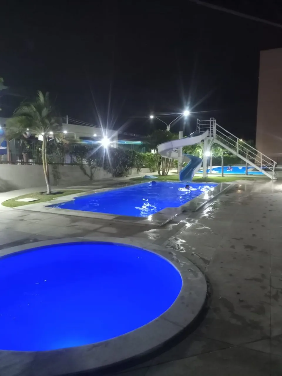 Apartamento no condomínio Oásis Laguna