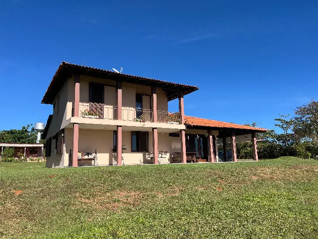 No Lago Oeste: Uma vista pra deslumbrar; um recanto único pra morar e curtir