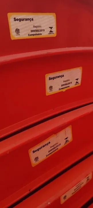 Ombrelone mesas e cadeiras