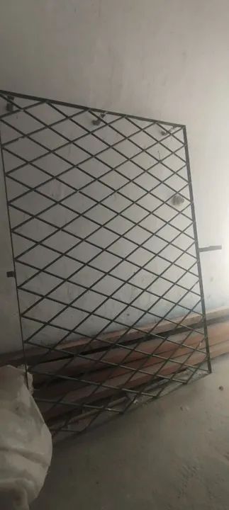 Grades de ferro maciço - diversos tamanhos - Leia no anúncio 