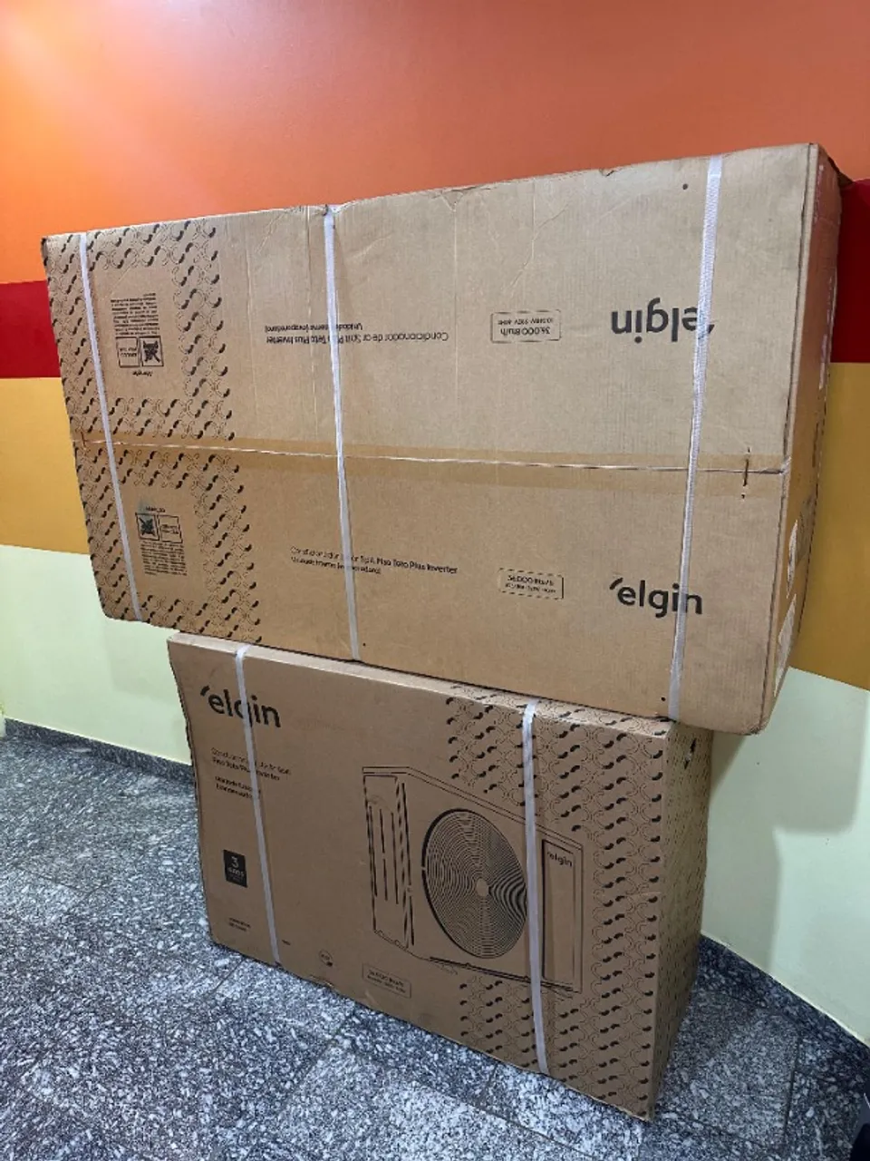 Ar Condicionado Split Piso Teto Inverter Elgin Plus 36.000 BTUs Frio 220V - Lacrado c/ NF