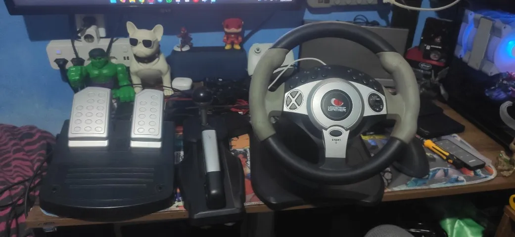 Volante para ps2, ps3 e pc leia