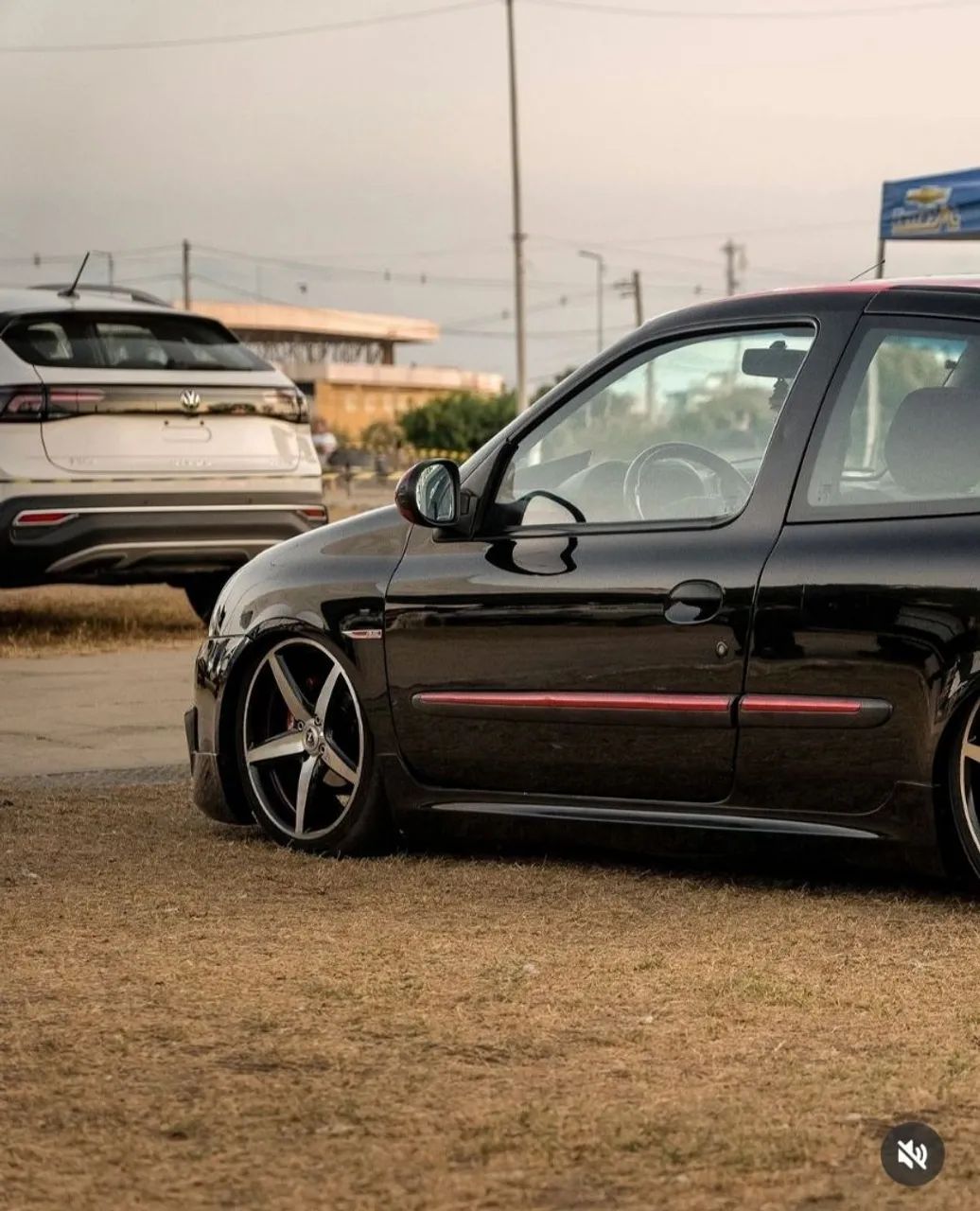 Clio Authentique Legalizado