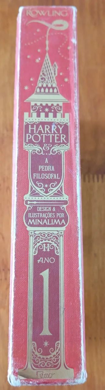 Livro Harry Potter e a Pedra Filosofal  - Foto 2