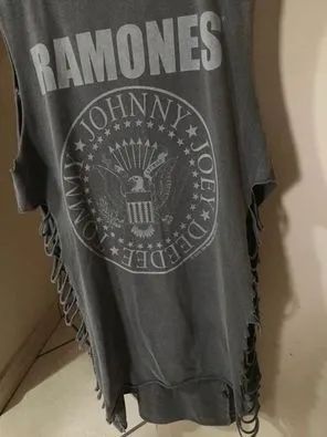 Rrgata Ramones Alongada Cinza Estonada 100% algodão Tam.P - Foto 5