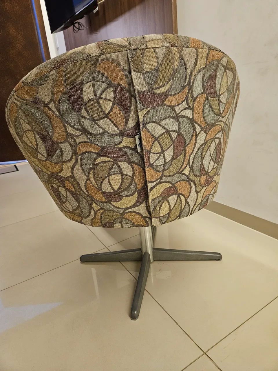 Poltrona giratória DoMarco - Foto 3