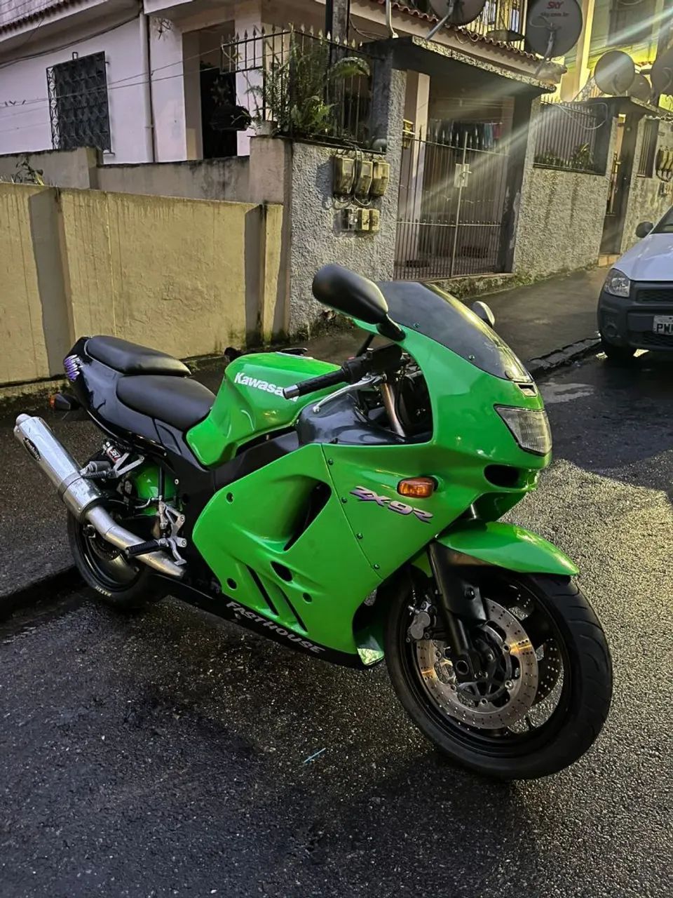 Kawasaki Zx-9r 900cc 1997 - 1442180730 | OLX