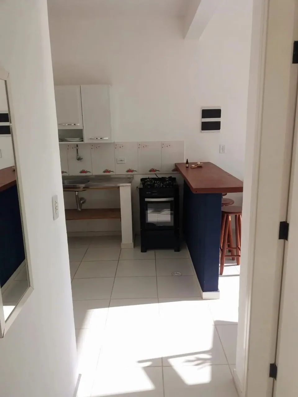 Kitnet/conjugado vista para o mar, com varanda, mobiliado, 1 quarto em Itaquanduba - Ilhab - Foto 4