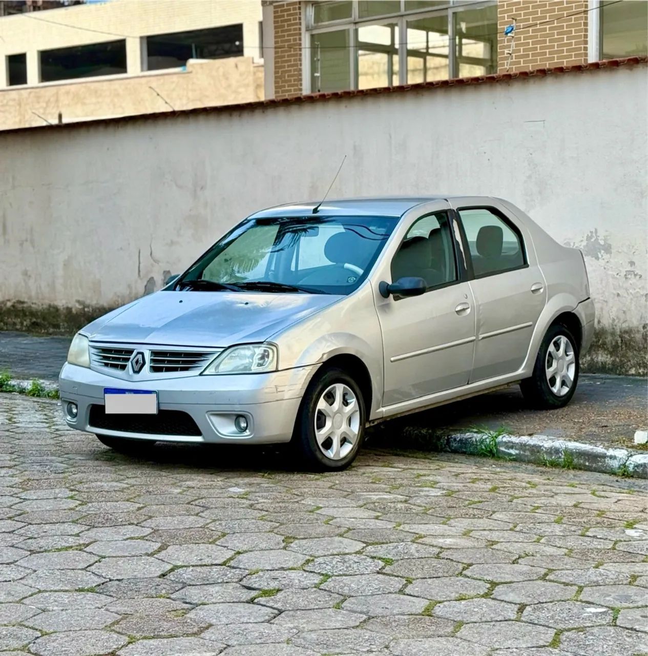 Oportunidade/ Logan 1.6 2008 / Completo e barato 