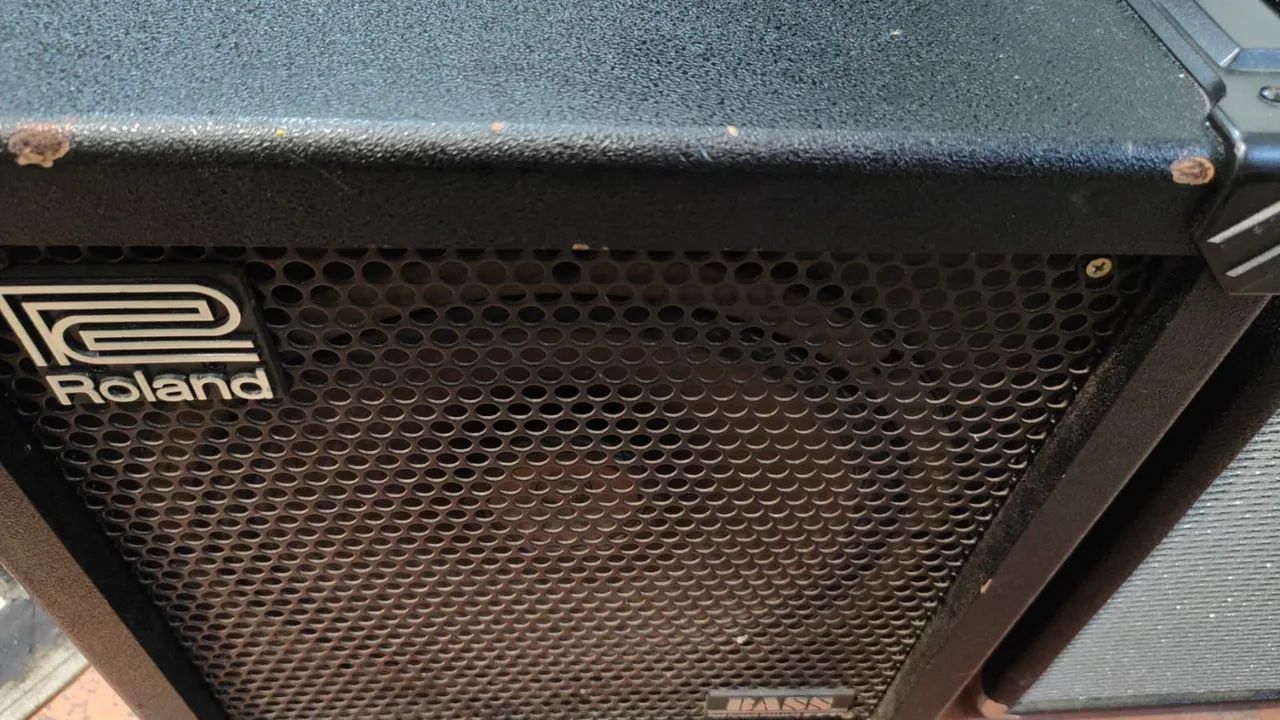 Cubo de baixo Roland Cube 100 R$3.900,00 whats * - Instrumentos