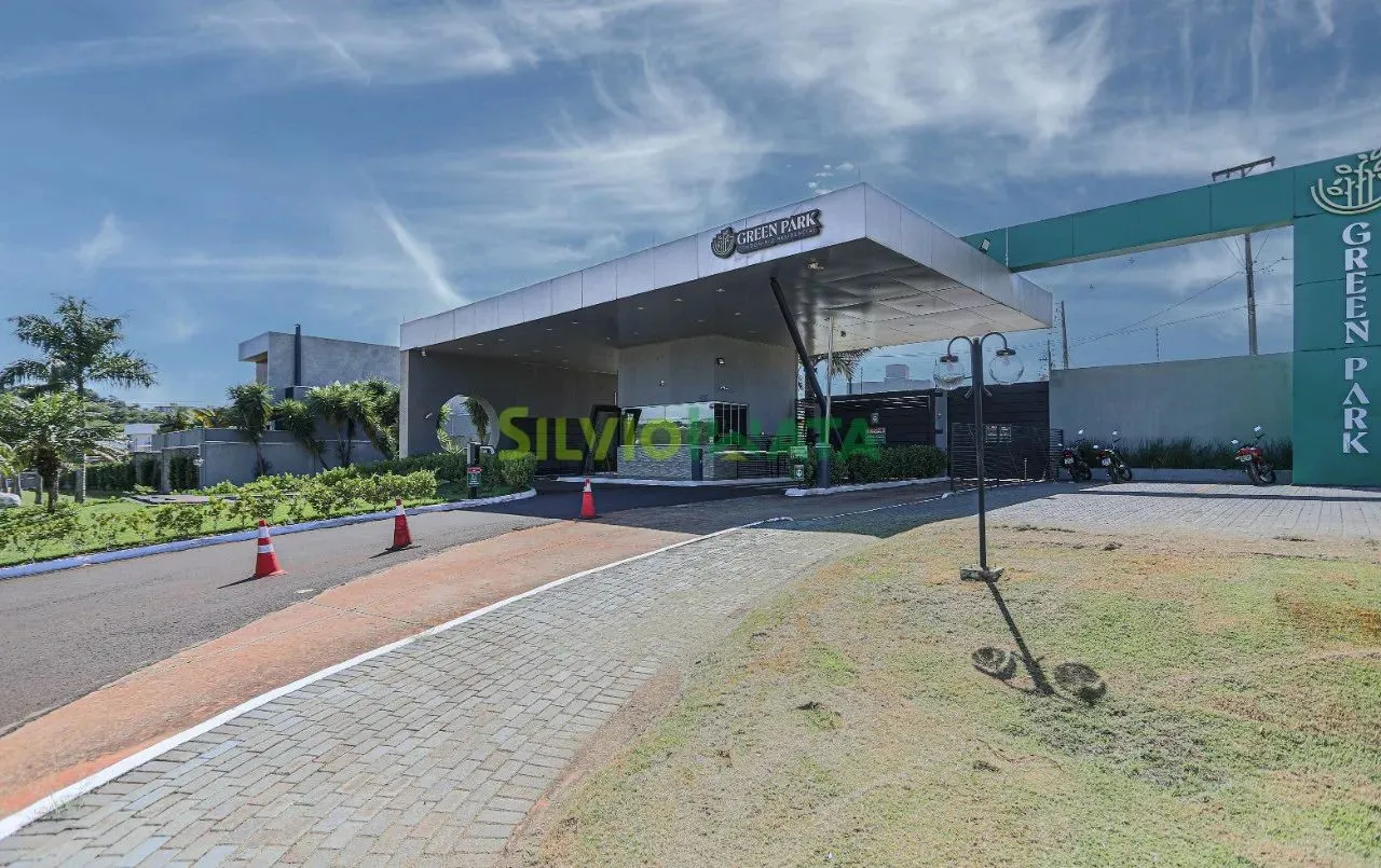Terreno à venda no condomínio fechado Green Park com 475,63 m² de terreno.
