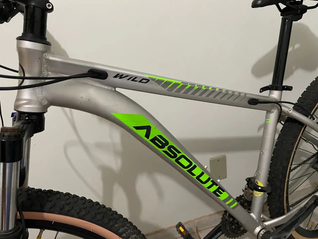 Bike ABSOLUTE WILD - MTB QUADRO tamanho 17