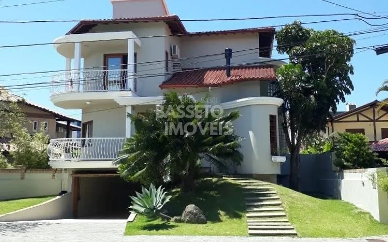 CASA 4 SUITE A VENDA NOS INGLESES 100M DA PRAIA