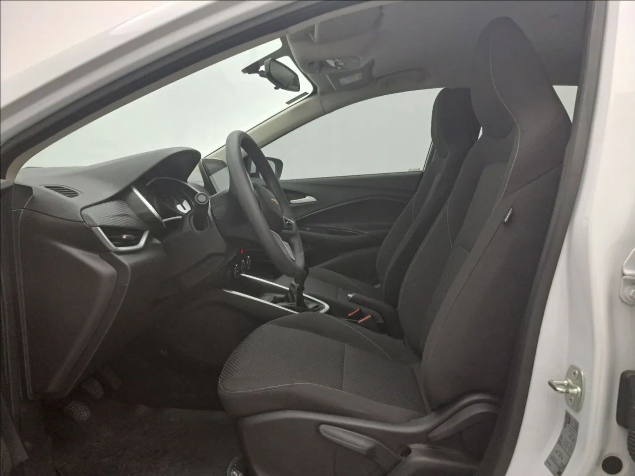 Chevrolet Onix Hatch 1.0 12V Flex Mec. 4P, foto 16 de 18