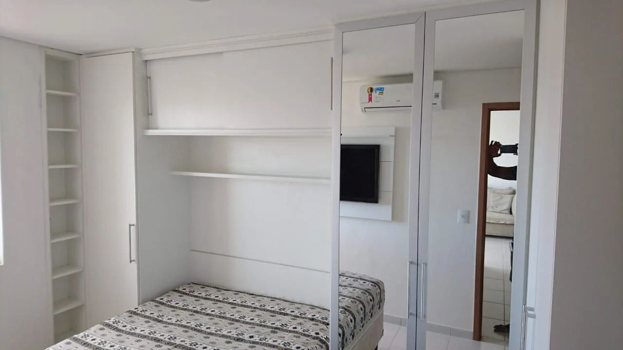 Guarda roupa embutido  - Foto 2