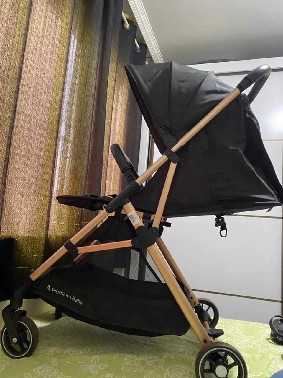 Vende-se carrinho de bebê!