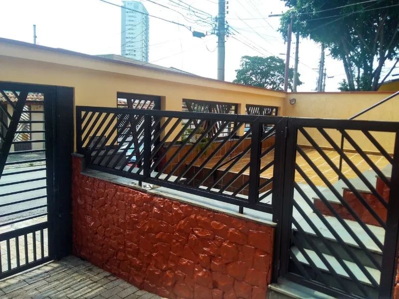 Venha conhecer essa incrível casa térrea que conta com uma edícula, perfeita para quem bus - Foto 5