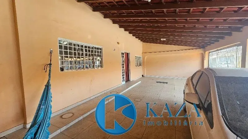 EXCELENTE CASA 4 QUARTOS COM SUÍTE NA ETAPA A EM VALPRAÍSO DE GOIÁS
